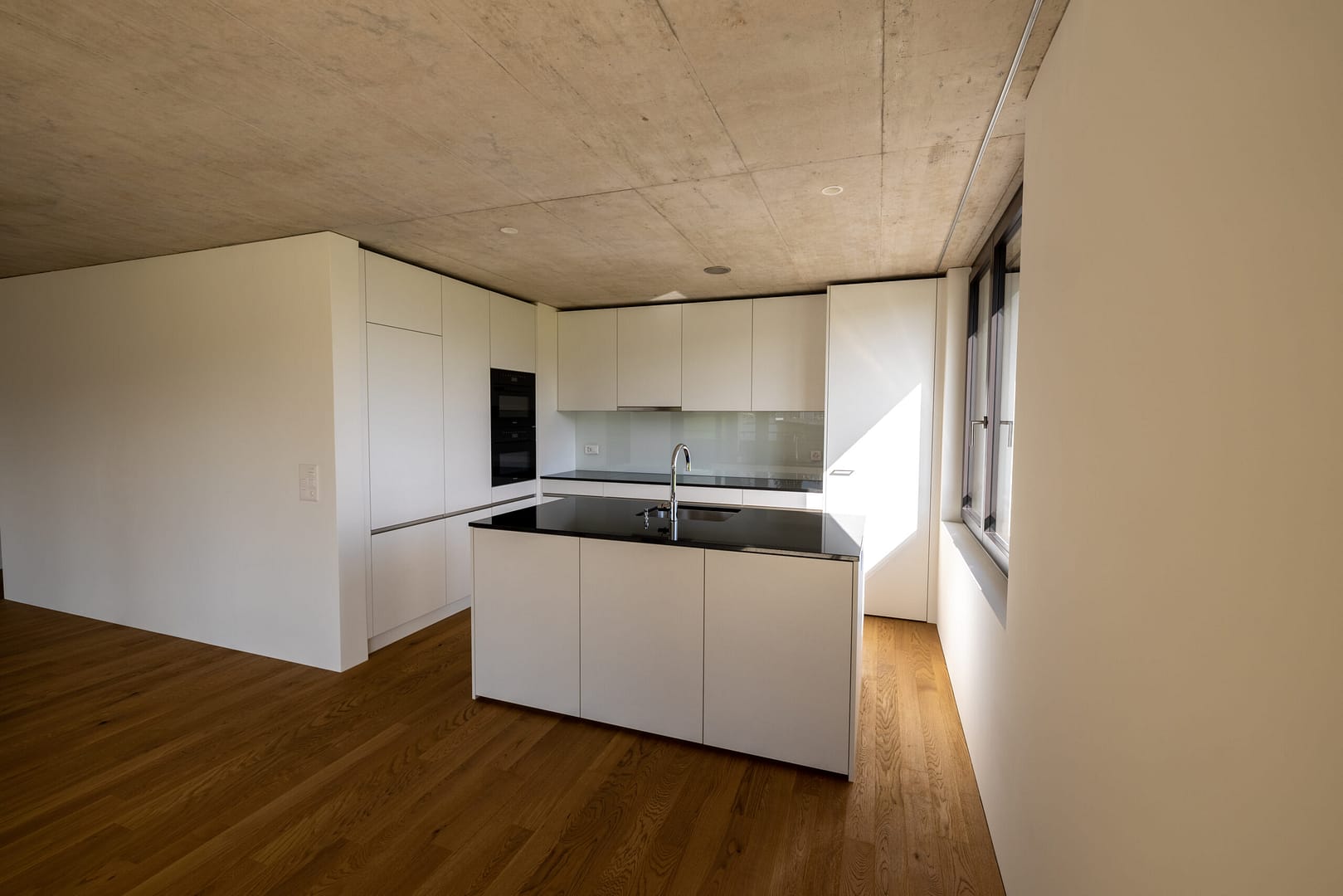 JRF99728-HDR Wohnküche im modernen Style.